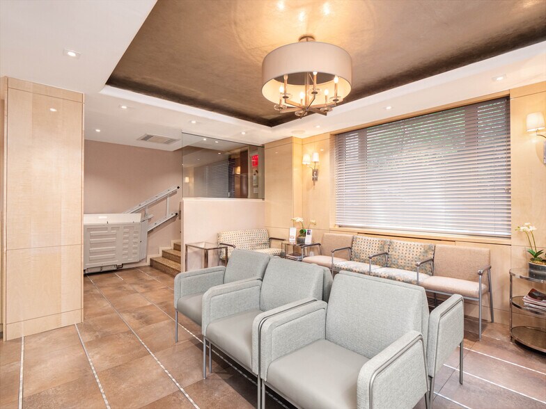 More Photos Of 1045 Park Ave, New York Apartments For Sale