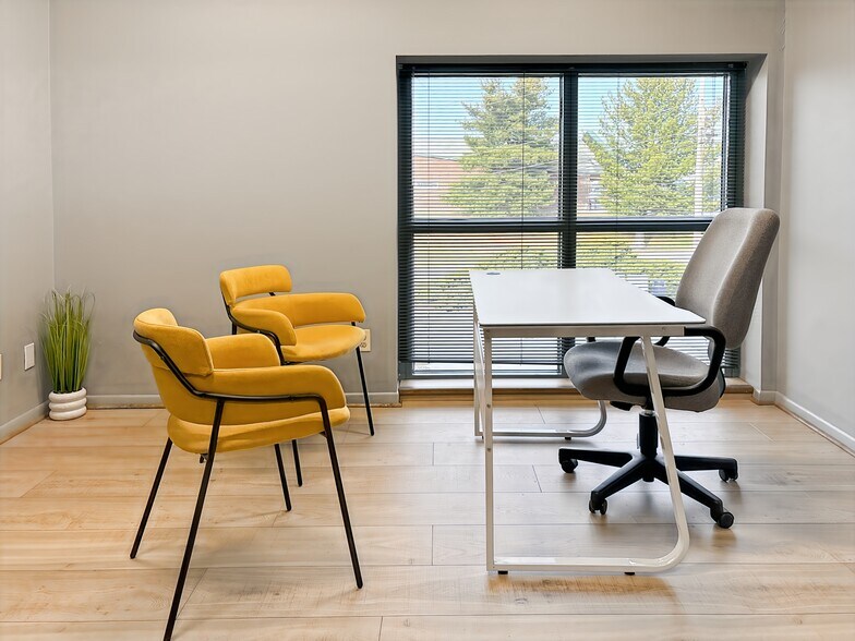 More Photos Of 10431 Perry Hwy, Wexford Coworking Space