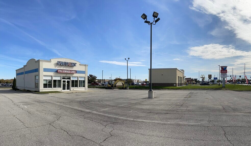 Primary Photo Of 4104 Milan Rd, Sandusky Auto Dealership For Lease