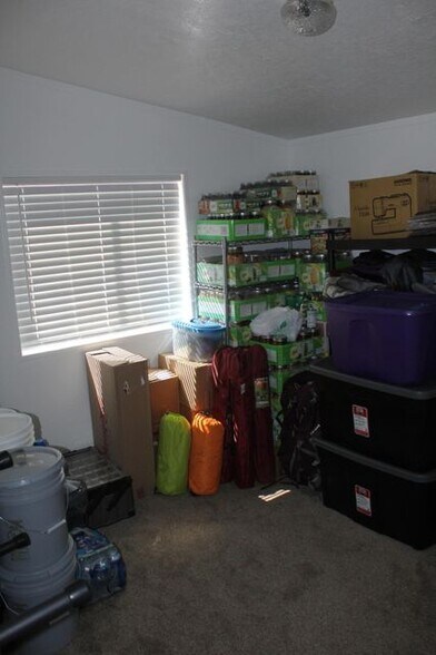 More Photos Of 339 S Highway 89, Circleville Hotel For Sale