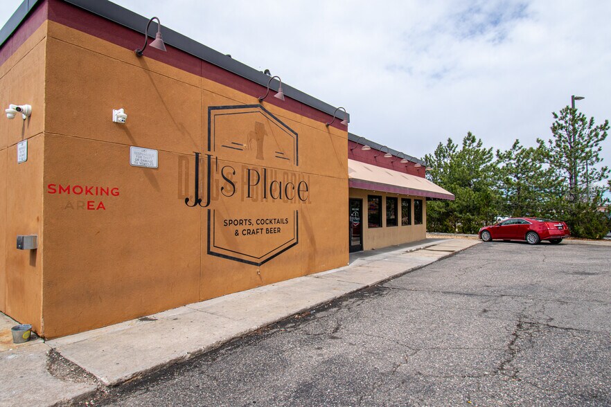 More Photos Of 2340 S Chambers Rd, Aurora Restaurant For Sale