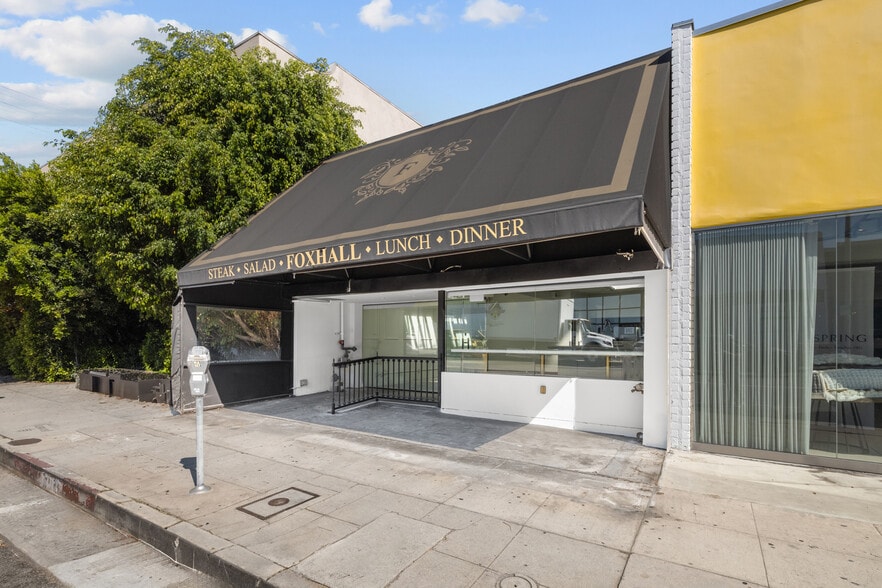 More Photos Of 310-315 S Robertson Blvd, Los Angeles Storefront For Lease