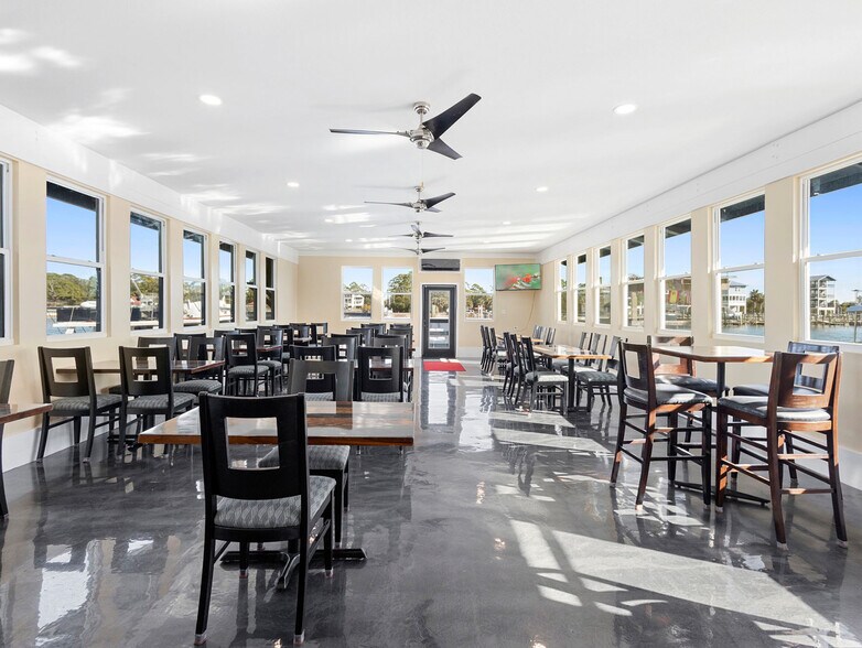 More Photos Of 275 Timber Island Rd, Carrabelle Restaurant For Sale