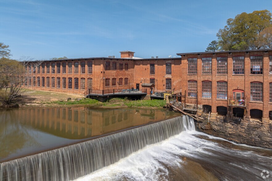 More Photos Of 2100 Main St, Porterdale Apartments For Lease