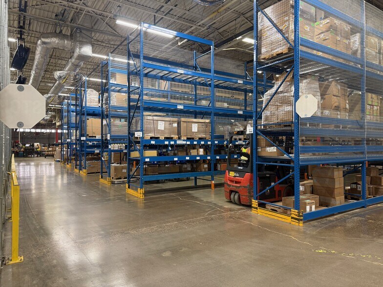 More Photos Of 805 Seminole Ave, Osceola Warehouse For Sale