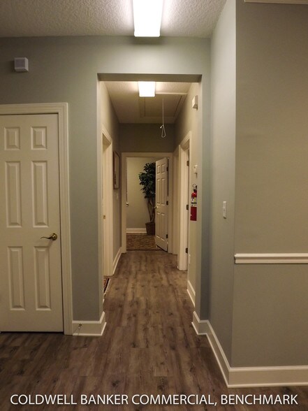 More Photos Of 10175 Fortune Pky, Jacksonville Medical For Lease