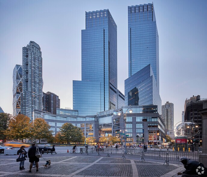 More Photos Of One Columbus Cir, New York Coworking Space