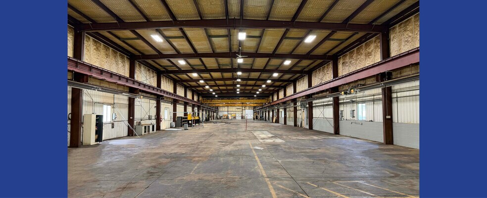 More Photos Of 16959 Munn Rd, Chagrin Falls Warehouse For Sale