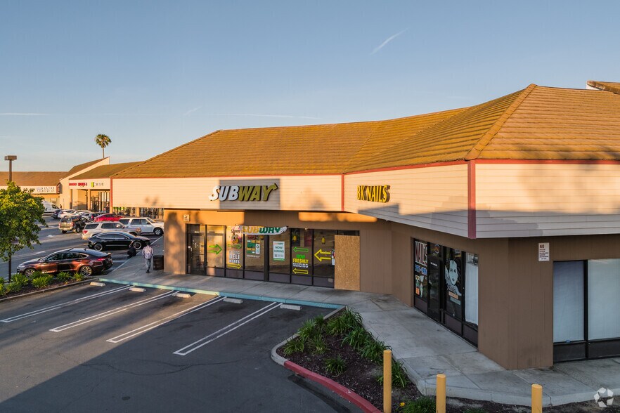 More Photos Of 2711-2799 Lone Tree Way, Antioch Unknown For Lease
