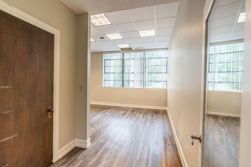 More Photos Of 140 College St, Crofton Schools For Sale