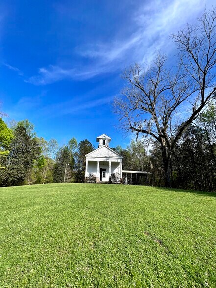 More Photos Of 85 Carmel Church Rd, Natchez Religious Facility For Sale