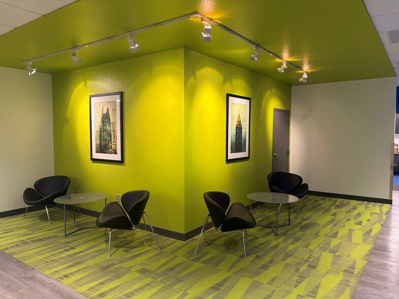 More Photos Of 2126 Defoors Ferry Rd NW, Atlanta Office For Lease