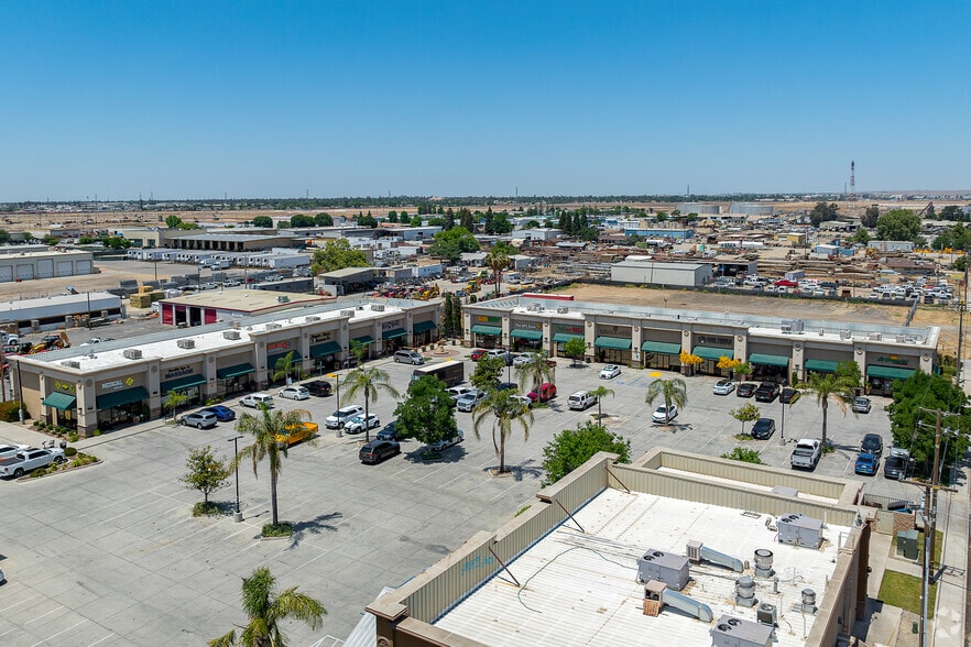 More Photos Of 4208 Rosedale Hwy, Bakersfield Unknown For Lease