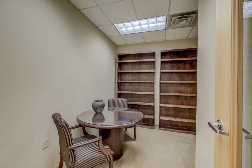 More Photos Of 1201 Yale Pl, Minneapolis Apartments For Sale