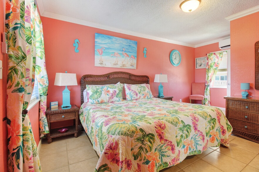 More Photos Of 3401 NE 10th St, Pompano Beach Hotel For Sale