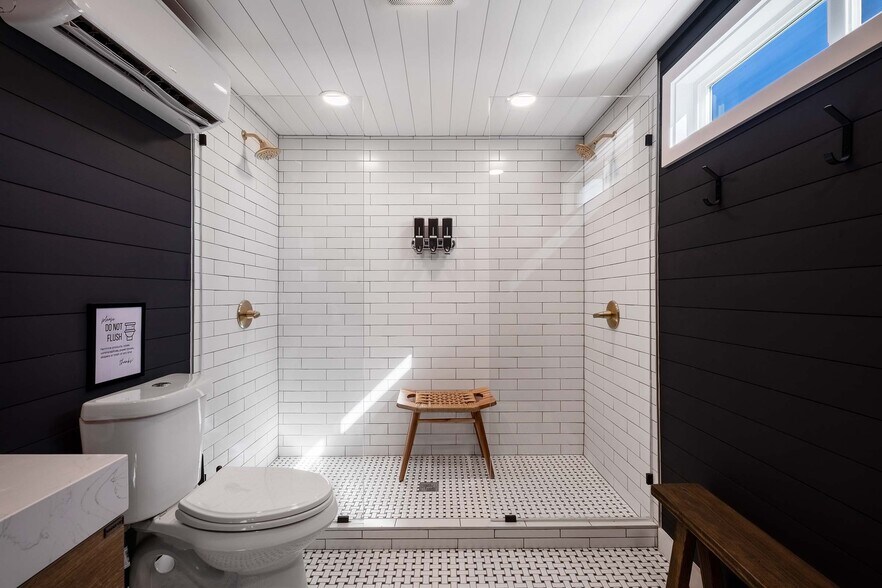 More Photos Of Elroy Rd, Del Valle Land For Sale