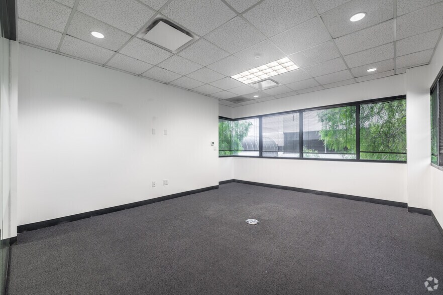 More Photos Of 6059 Bristol Pky, Culver City Office For Lease