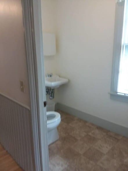 More Photos Of 67 Pine St, Bangor Office For Lease