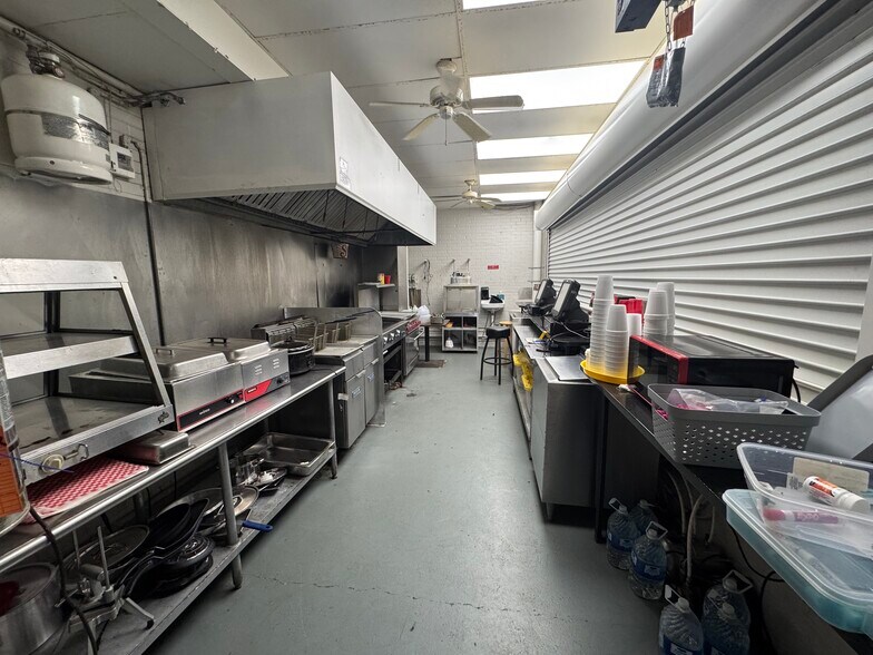 More Photos Of 10408 State Highway 64 E, Tyler Theater Concert Hall For Sale