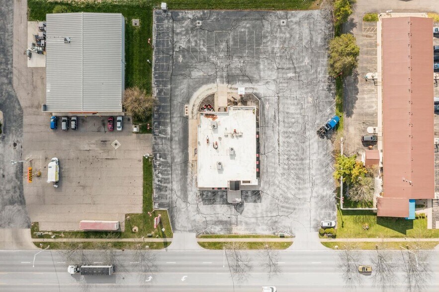 More Photos Of 1830 Columbus Ave, Washington Court House Restaurant For Sale