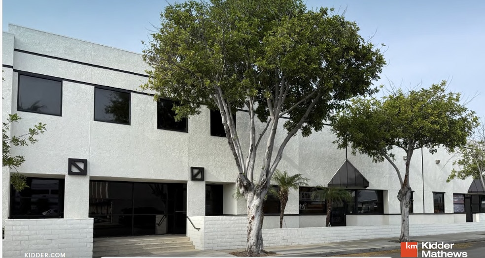 Primary Photo Of 3029 E South St, Long Beach Storefront Retail Office For Lease