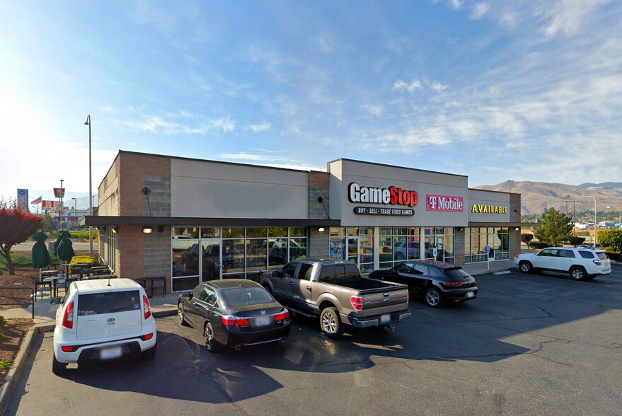 Primary Photo Of 500 Valley Mall Dr, Wenatchee General Retail For Lease
