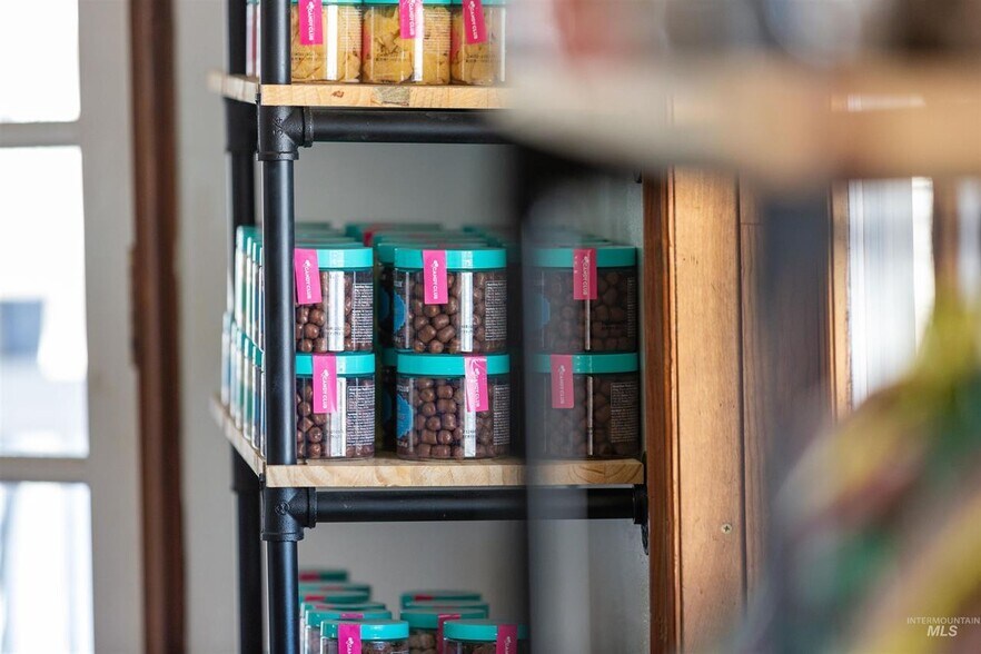 More Photos Of 101 Montgomery St, Idaho City Storefront Retail Residential For Sale