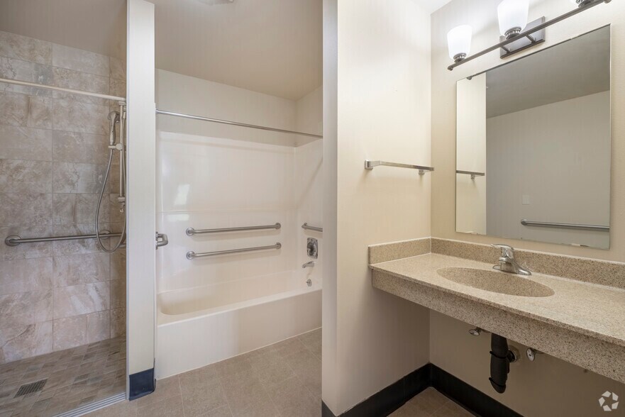 More Photos Of 605 Chase Blvd, Sun Prairie Apartments For Lease