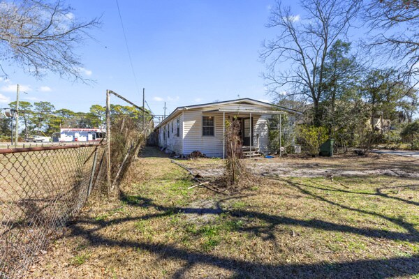More Photos Of 1960 Carolina Beach Rd, Wilmington Freestanding For Sale