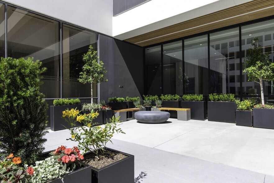 More Photos Of 100 N Central Expy, Richardson Office For Lease