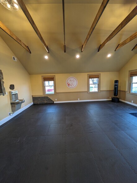 More Photos Of 4208 Bainbridge Blvd, Chesapeake Coworking Space