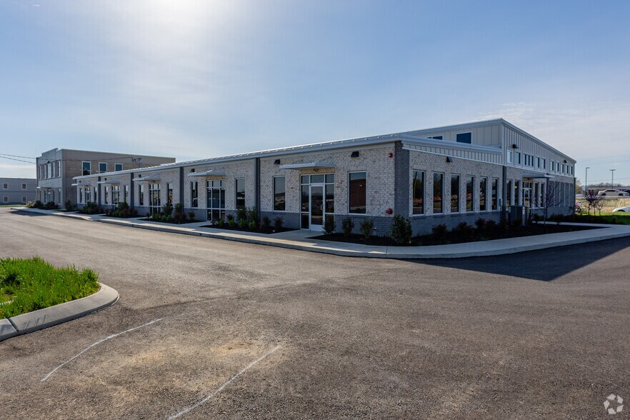 Primary Photo Of 100 Hartmann Commerce Dr N, Lebanon Warehouse For Lease