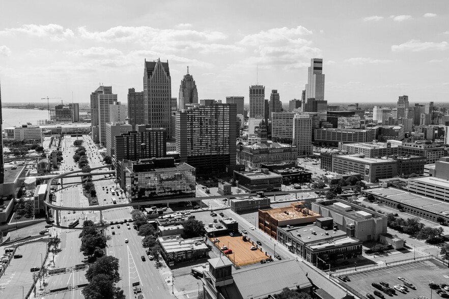 More Photos Of 550-565 E Larned St, Detroit Office Residential For Sale