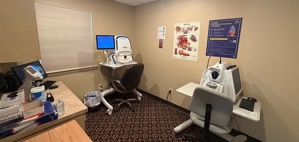 More Photos Of 199 Broad St, Bloomfield Medical For Lease