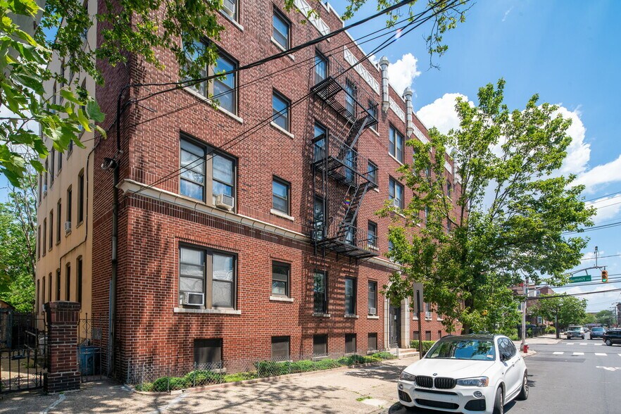 More Photos Of 995 Summit Ave, Jersey City Apartments For Sale