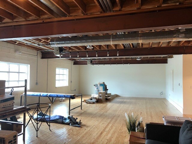More Photos Of 624-626 New Bridge St, Jacksonville Storefront Retail Office For Sale