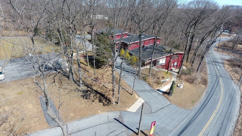 More Photos Of 3005 Brodhead Rd, Bethlehem Office For Sale