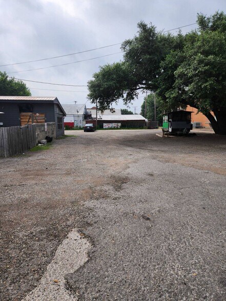 More Photos Of 101 Pecan St E, Pflugerville Restaurant For Sale