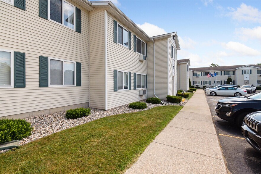 More Photos Of 127 S Union St, Shepherd Apartments For Sale