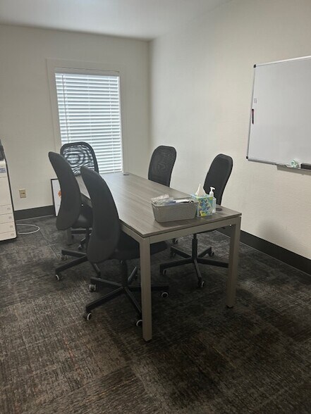 More Photos Of 18445 E Burnside St, Portland Office Residential For Sale