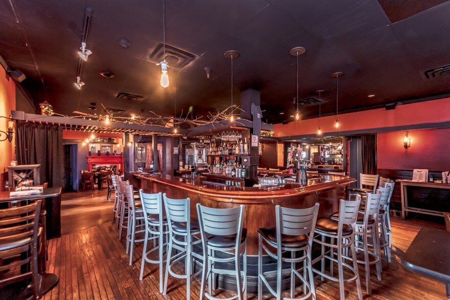More Photos Of 11 Main St, Kingston Restaurant For Sale