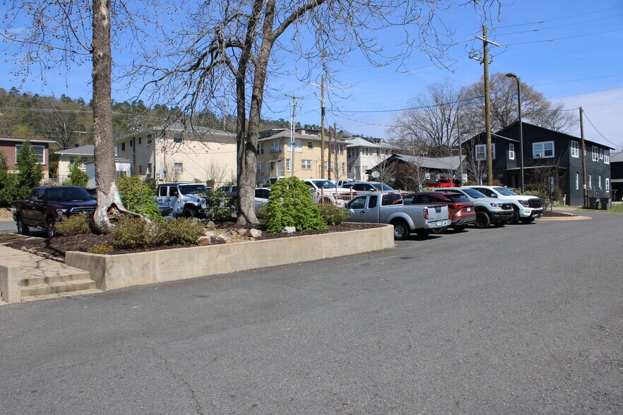 More Photos Of 500 Ouachita Ave, Hot Springs National Park Storefront Retail Office For Sale