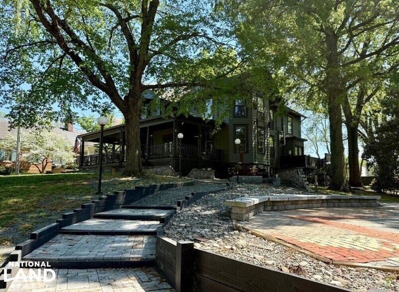 More Photos Of 4 S 1st St, Denton Specialty For Sale