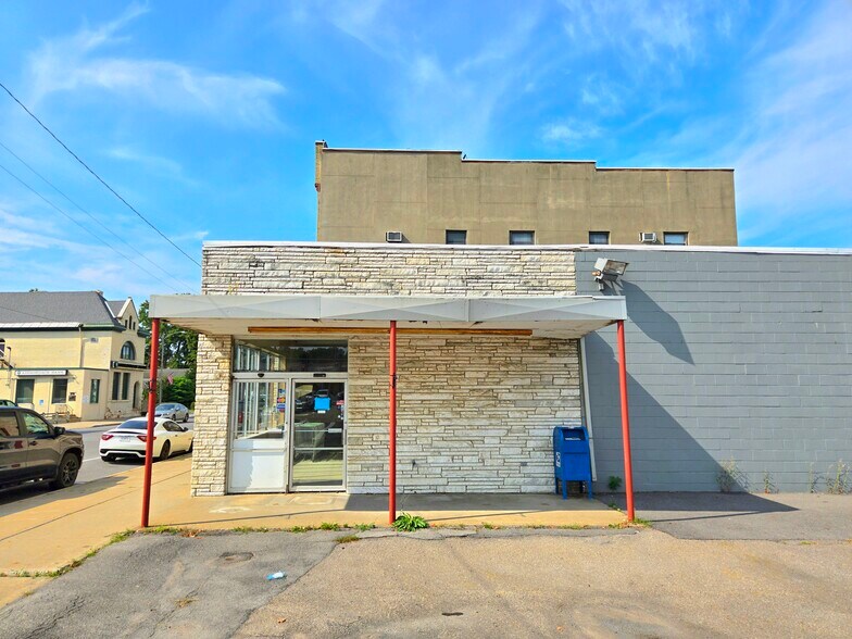 More Photos Of 24 W Main St, Mohawk Convenience Store For Sale