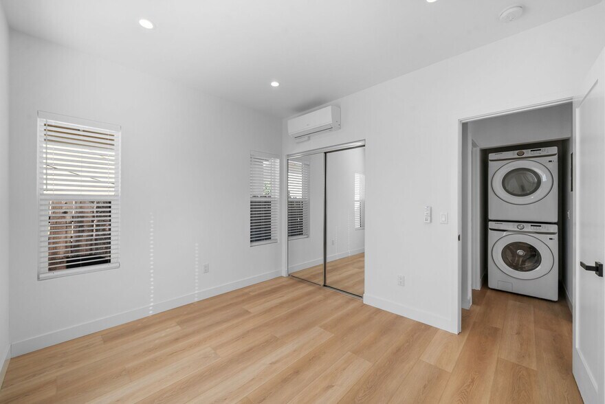 More Photos Of 322 S Pardee St, San Diego Apartments For Sale