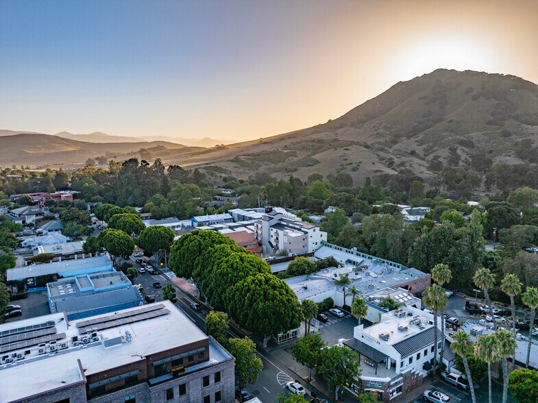 More Photos Of 564 Higuera St, San Luis Obispo Apartments For Sale