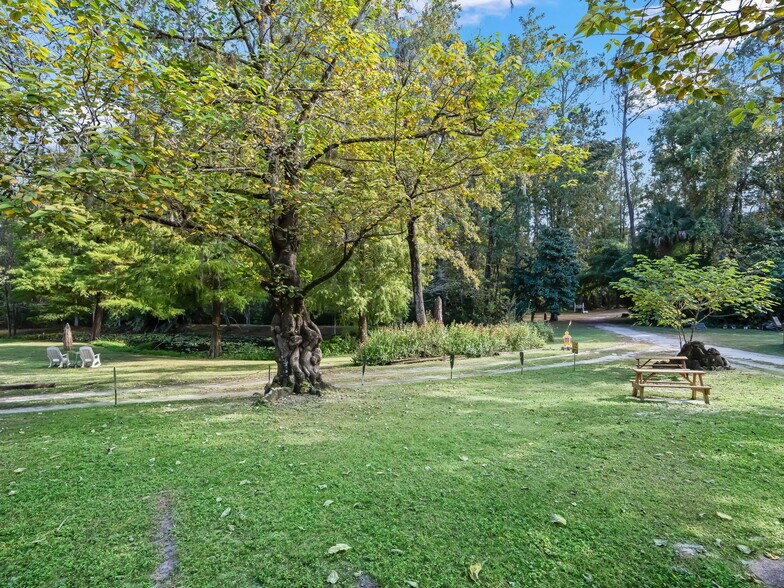 More Photos Of 15260 NE 152nd Pl, Fort Mc Coy Trailer Camper Park For Sale