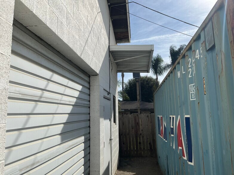 More Photos Of 10825 Silicon Ave, Montclair Service For Sale