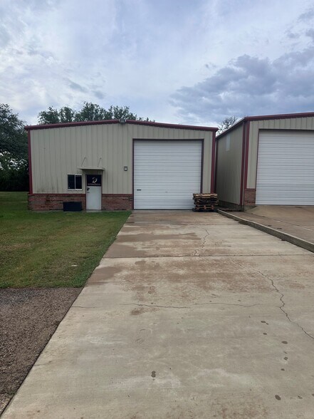 Primary Photo Of 5412 TX-317, Belton Specialty For Lease