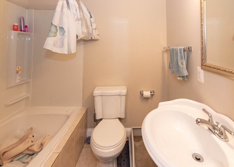 More Photos Of 1538 Light St, Baltimore Storefront Retail Residential For Sale